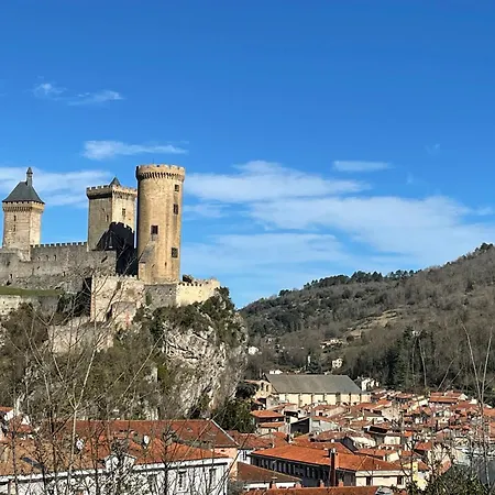Au Dessus Du Chateau Foix Exterior photo